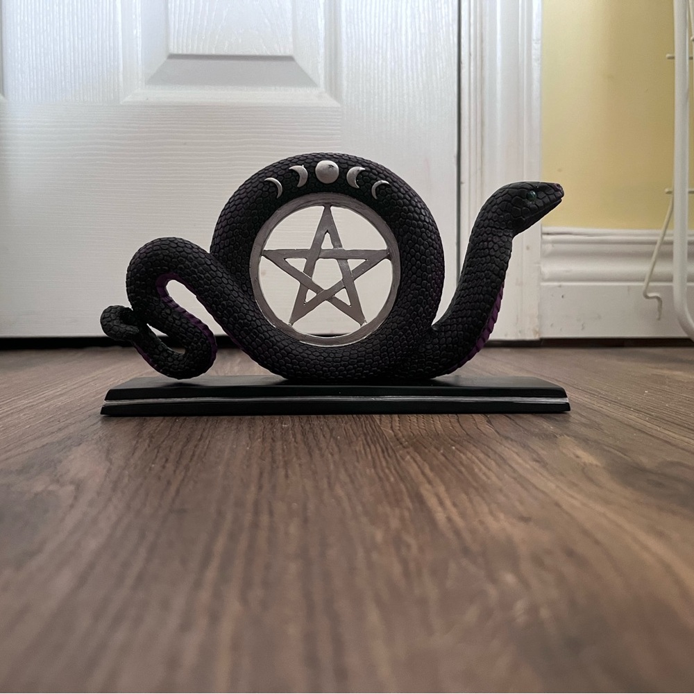 Spirit Black Snake with Pentagram Decor